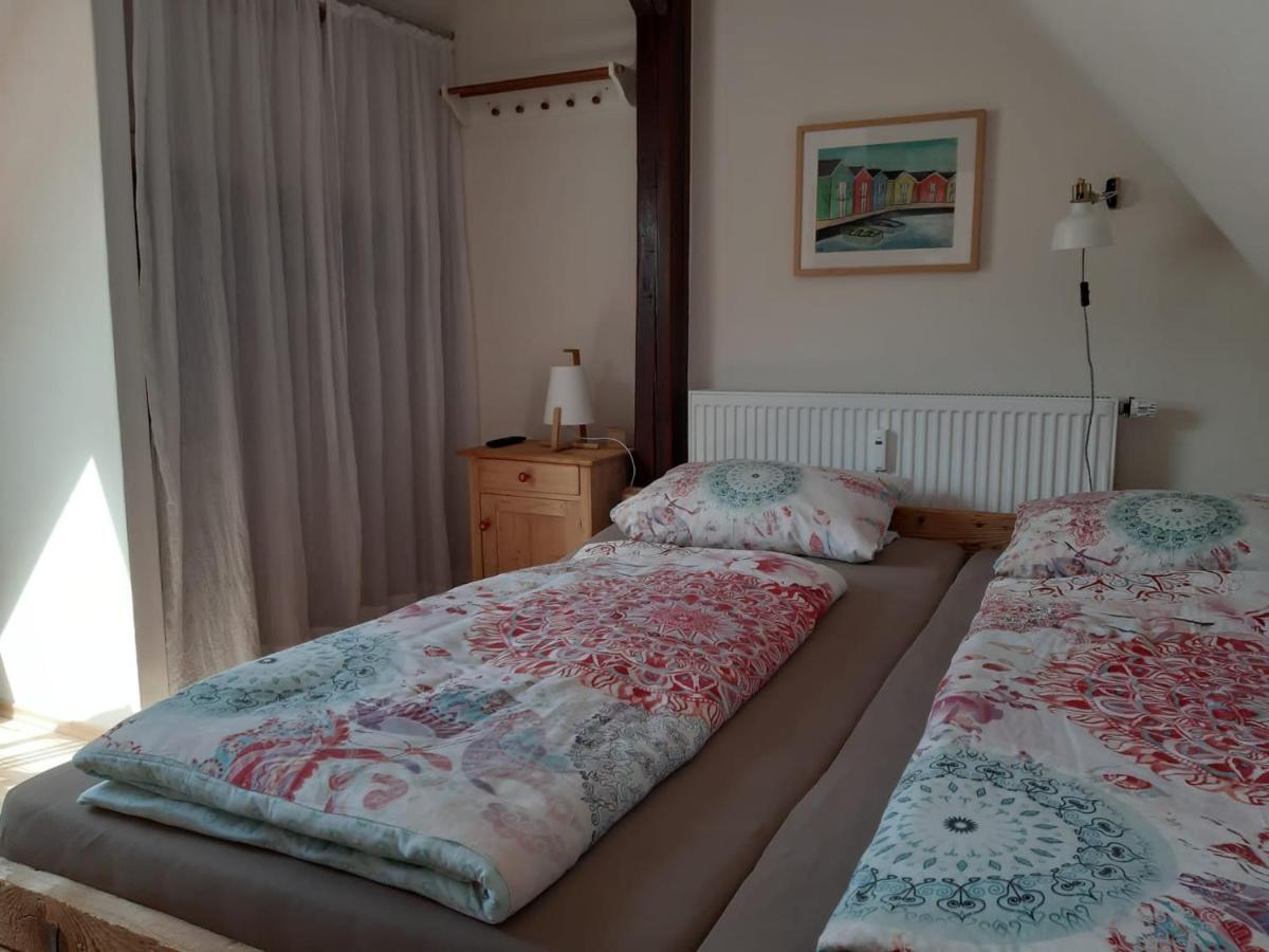 Giebelzimmer Mit Weinbergblick Stetten (Kernen) Exterior foto